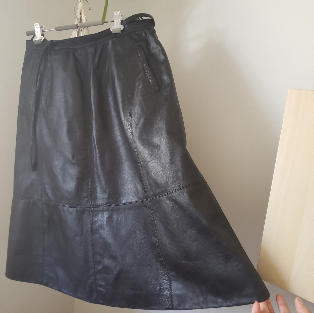Vintage Genuine leather A line skirt with pockets. - 12
